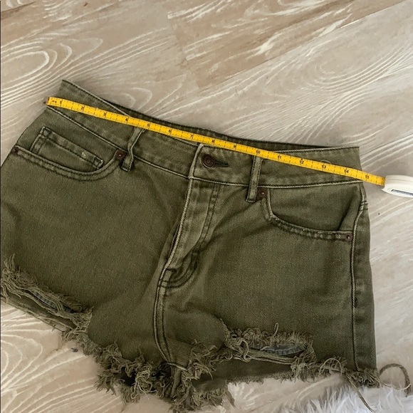 RARE Brandy Melville Shorts - Picture 6 of 8